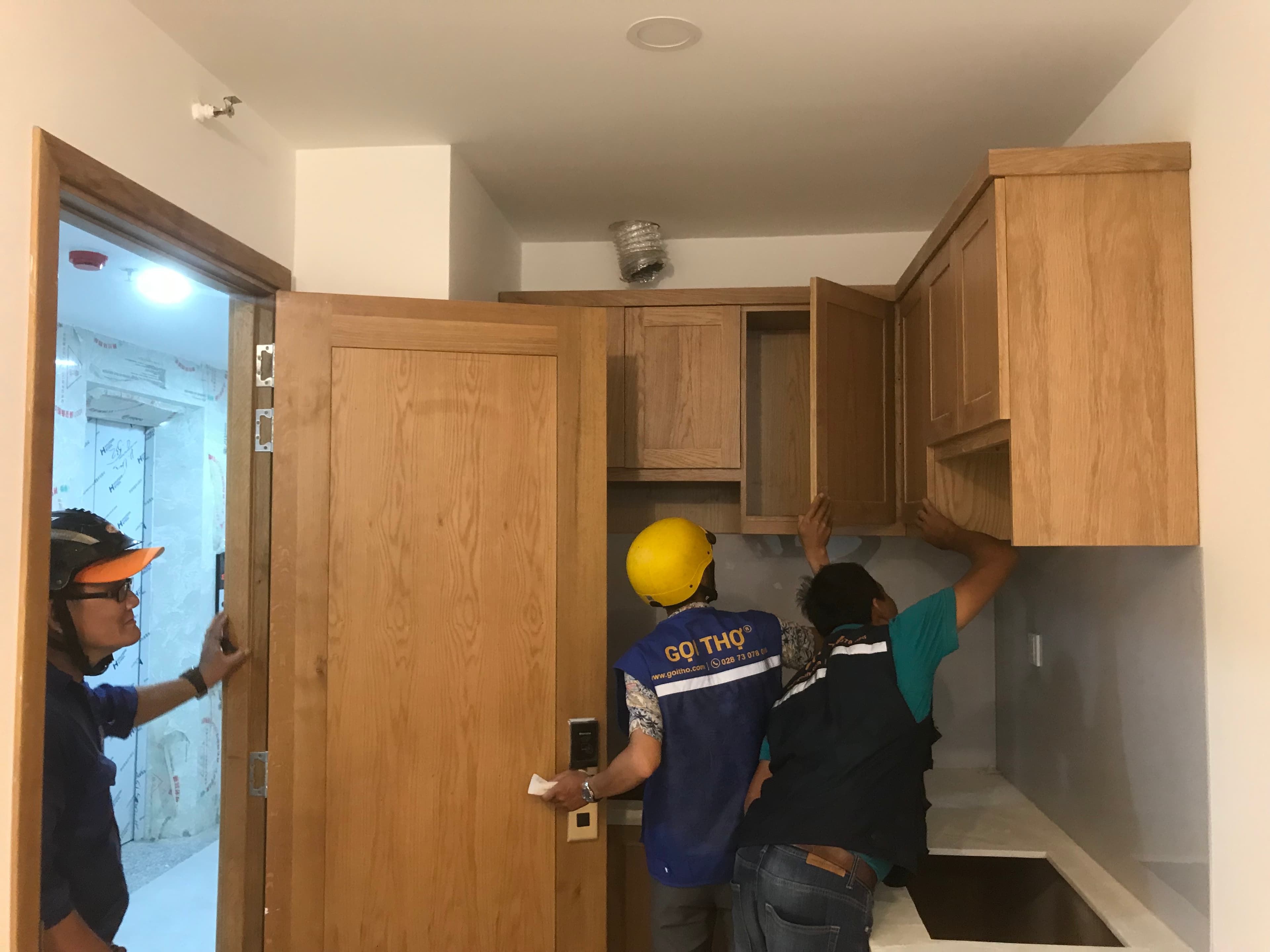 Tủ bếp gỗ cao cấp