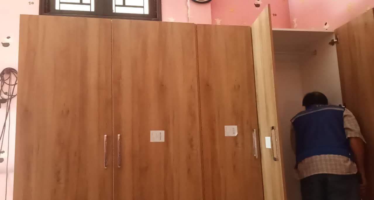 Tủ quần áo gỗ