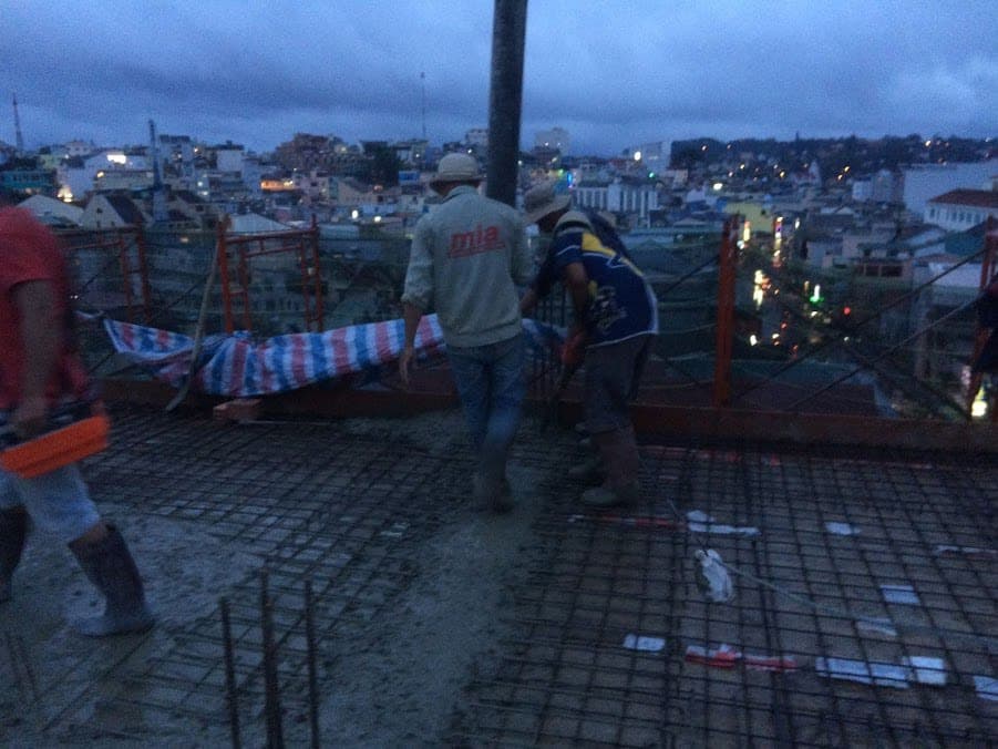 Sơn nhà, đánh bóng Sofa, cửa nhôm kính, sàn gỗ nhà A. Nam - ảnh 2