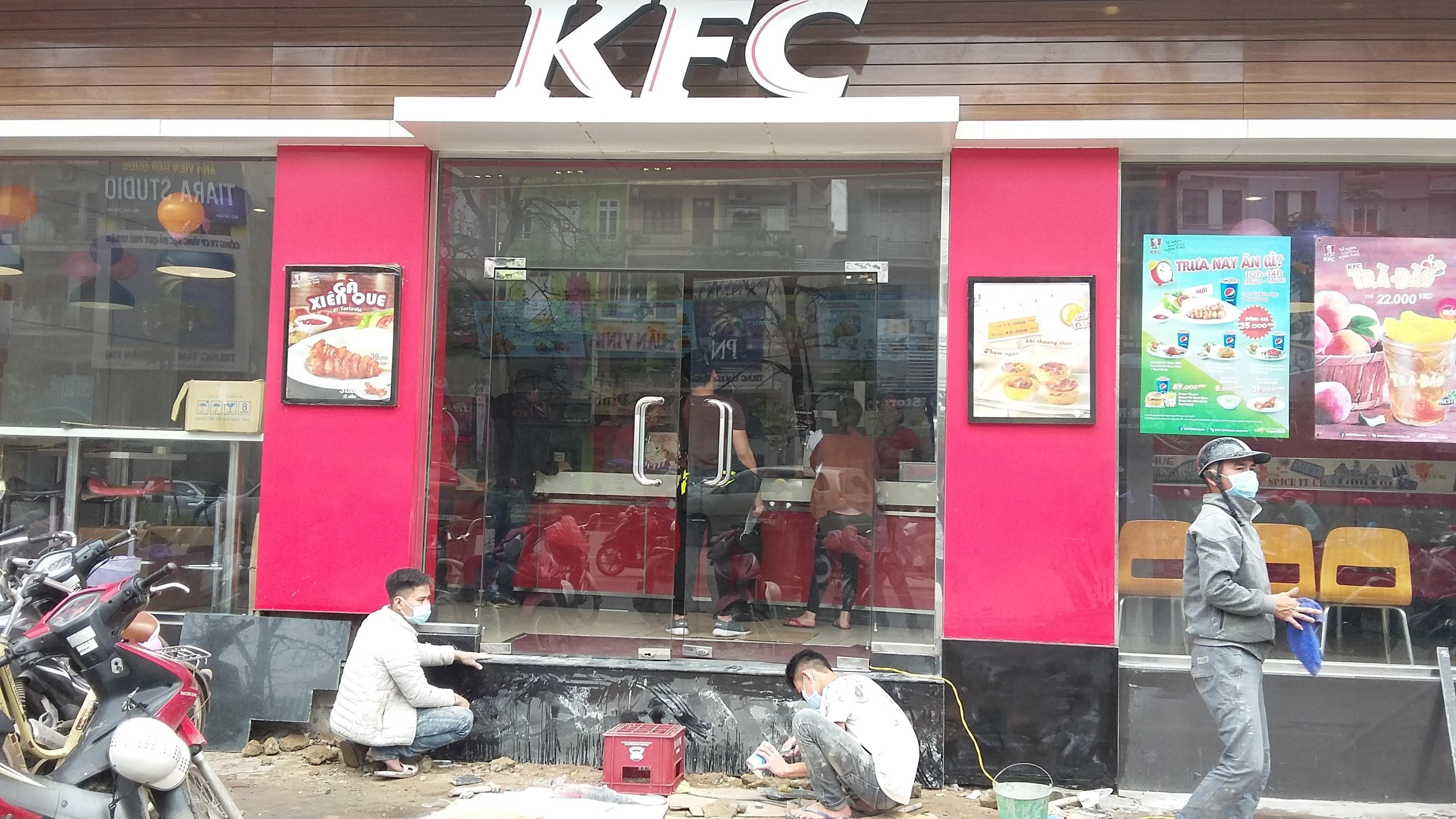 Ốp lát, cải tạo mặt bằng hệ thống cửa hàng KFC - ảnh 3