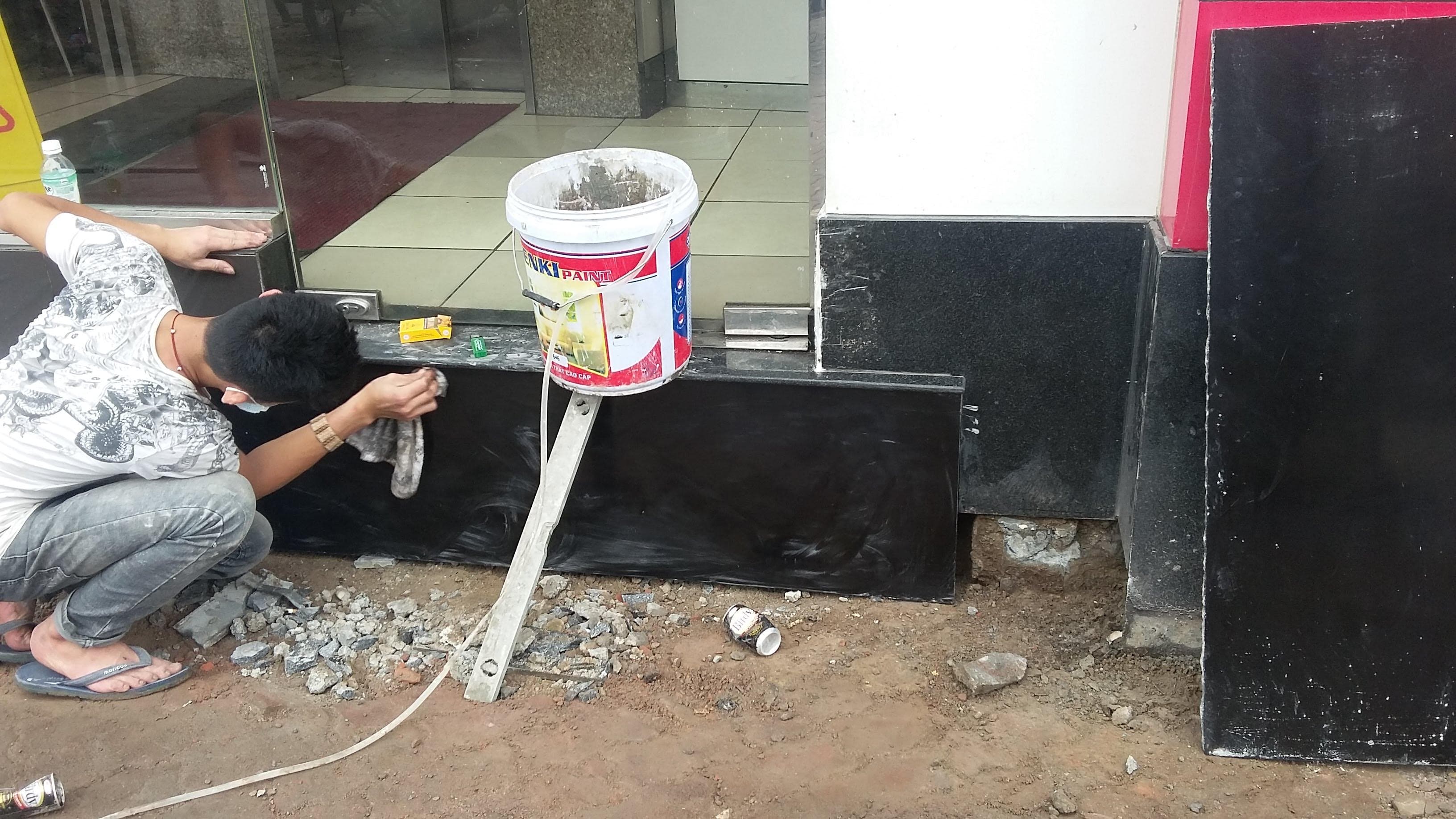 Ốp lát, cải tạo mặt bằng hệ thống cửa hàng KFC - ảnh 4