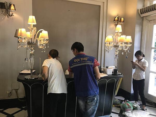 Sửa chữa hệ thống điện, lát nền gạch Nhà hàng Sen - ảnh 3